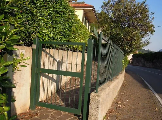 A Dream On The Via Roma Lierna